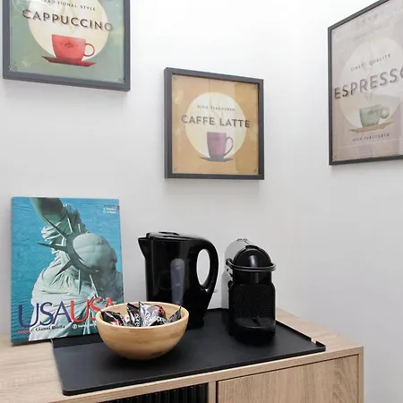Апартаменты Ych- Urban Style Flat Near San Giovanni