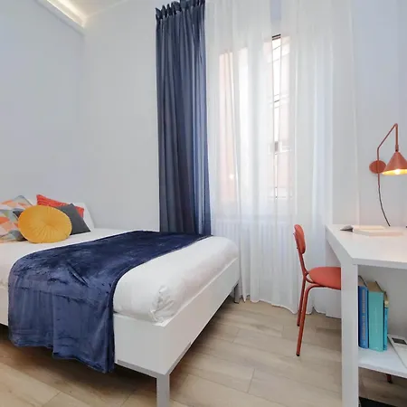 Ych- Urban Style Flat Near San Giovanni *