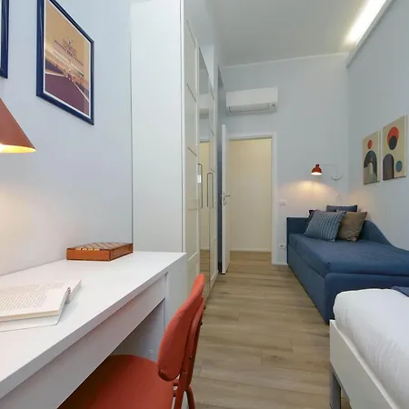 Ych- Urban Style Flat Near San Giovanni * Рим