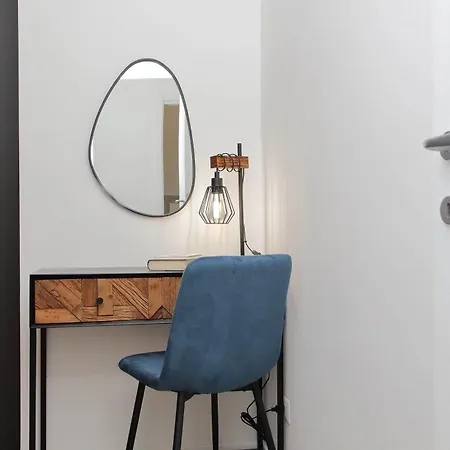 Ych- Urban Style Flat Near San Giovanni